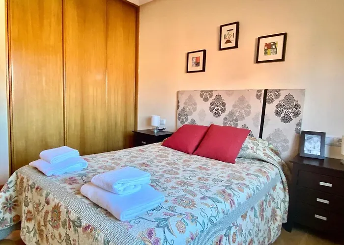 Housingleon - San Marcos Con Garaje